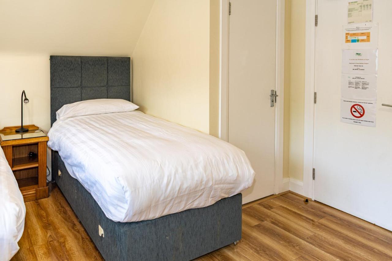 Aisling Guest House แอชบอร์น ภายนอก รูปภาพ