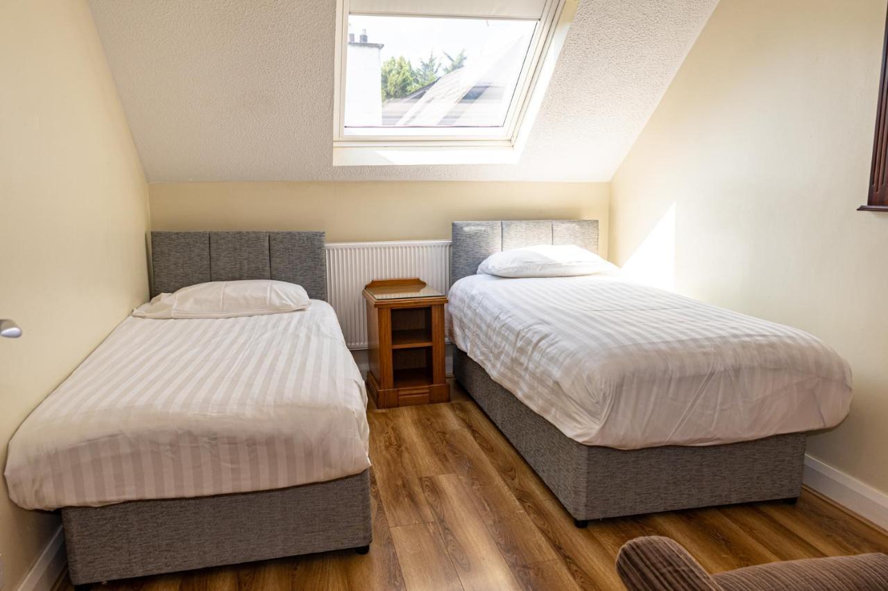 Aisling Guest House แอชบอร์น ภายนอก รูปภาพ