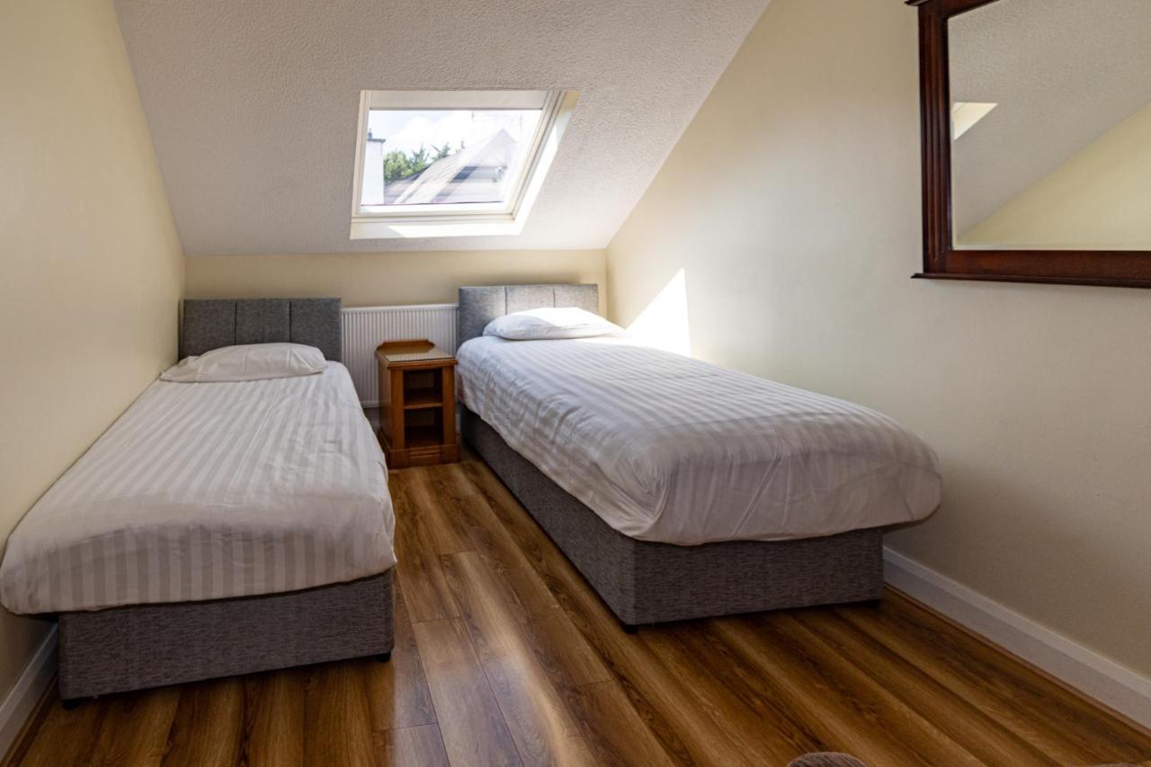Aisling Guest House แอชบอร์น ภายนอก รูปภาพ