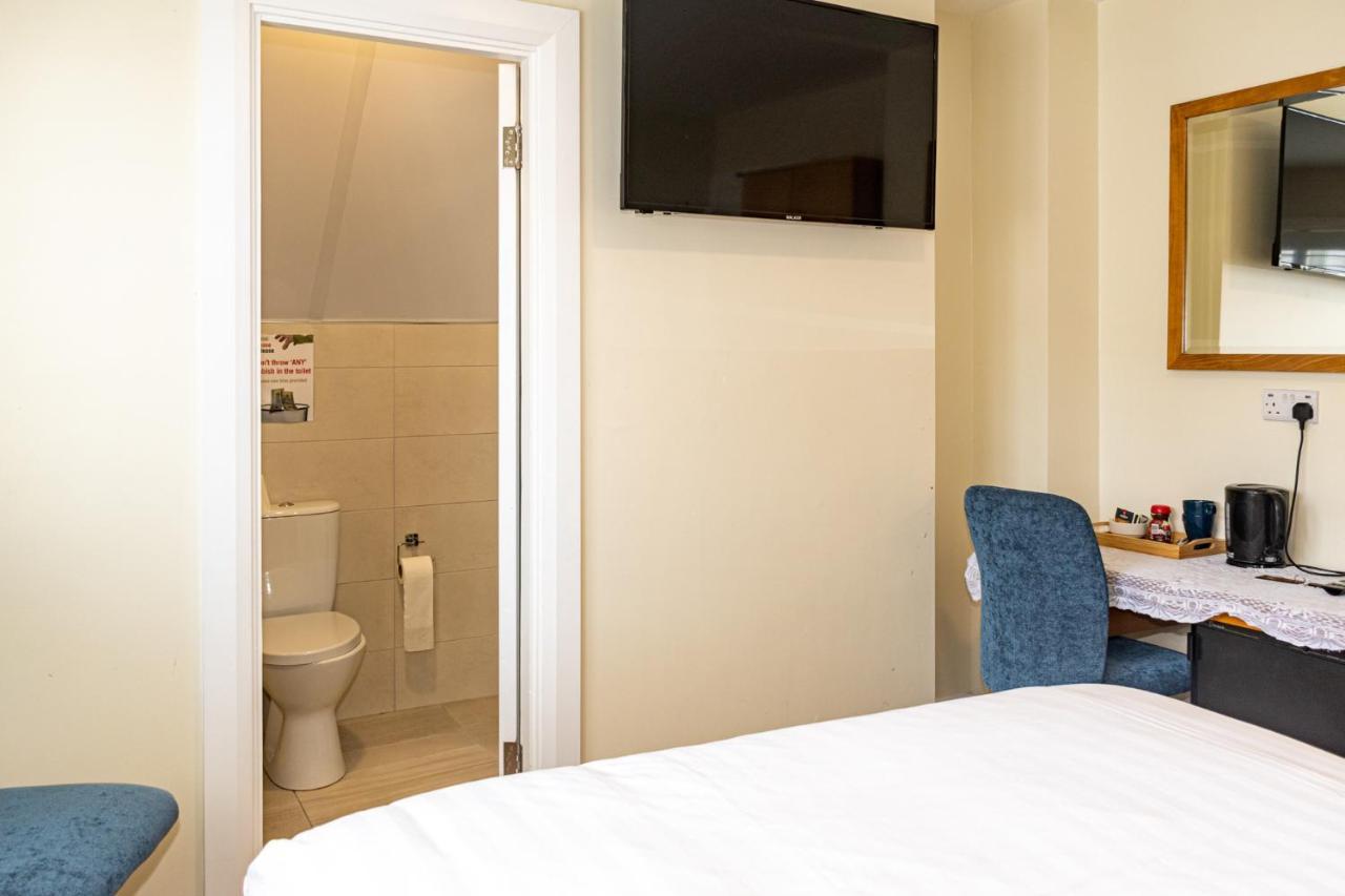 Aisling Guest House แอชบอร์น ภายนอก รูปภาพ